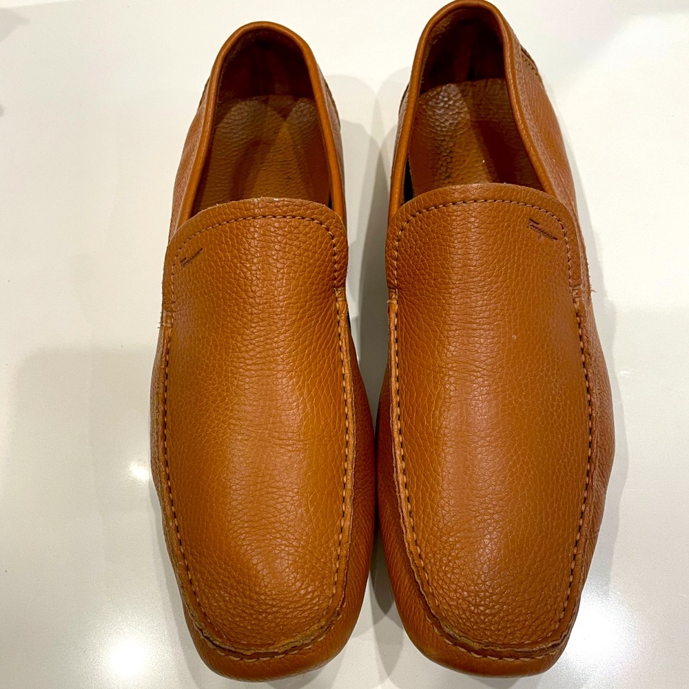 Men’s Ferragamo caramel loafers size 11